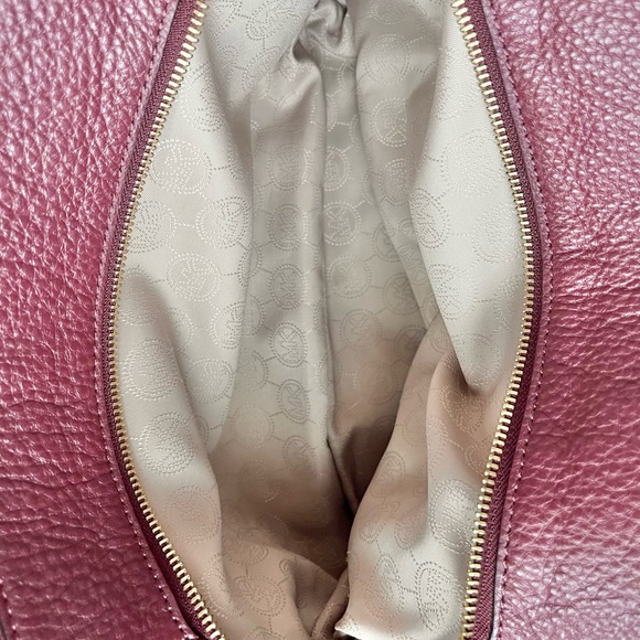 Michael Kors Jet Set Chain Shoulder Bag - Picture 11 of 13